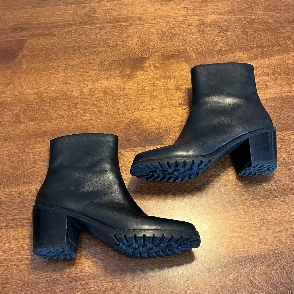 Reformation lug sole ankle boot bootie heeled 9.5 black